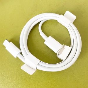 NEW Apple - 3.3' USB Type C-to-Lightning Charging Cable - White